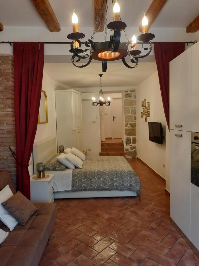 Old Town Rab Studio Apartment Rab Town Eksteriør billede
