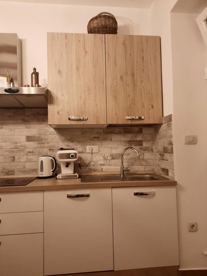 Old Town Rab Studio Apartment Rab Town Eksteriør billede